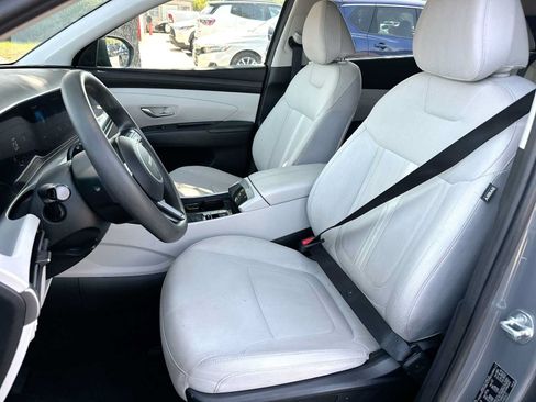 Used 2025 Hyundai Tucson SEL FWD image 17