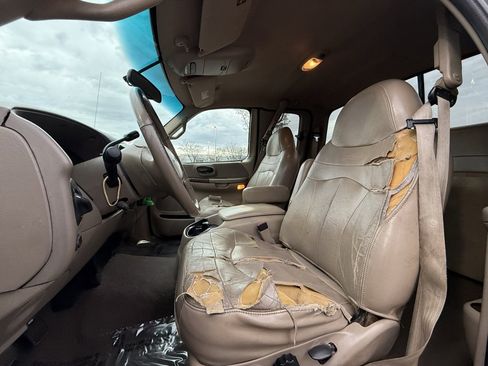 Used 2000 Ford F150 XLT image 10