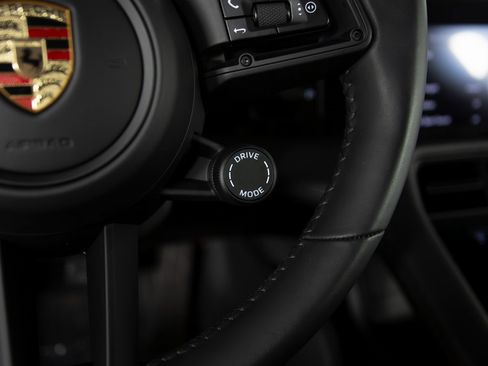 Certified 2023 Porsche Taycan 4S image 23