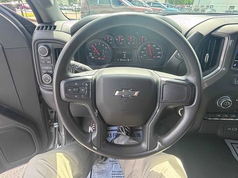 Used 2023 Chevrolet Silverado 1500 Custom w/ Rally Edition AWD/4WD image 18