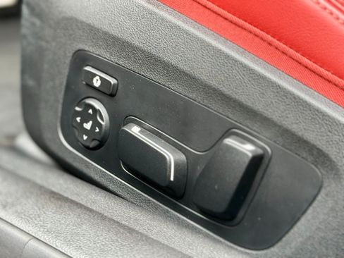 Used 2024 BMW M4 Competition RWD image 59