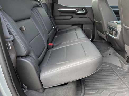 Used 2023 GMC Sierra 1500 SLT w/ SLT Premium Package AWD/4WD image 40