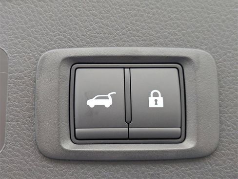 New 2025 Mitsubishi Eclipse Cross AWD image 13