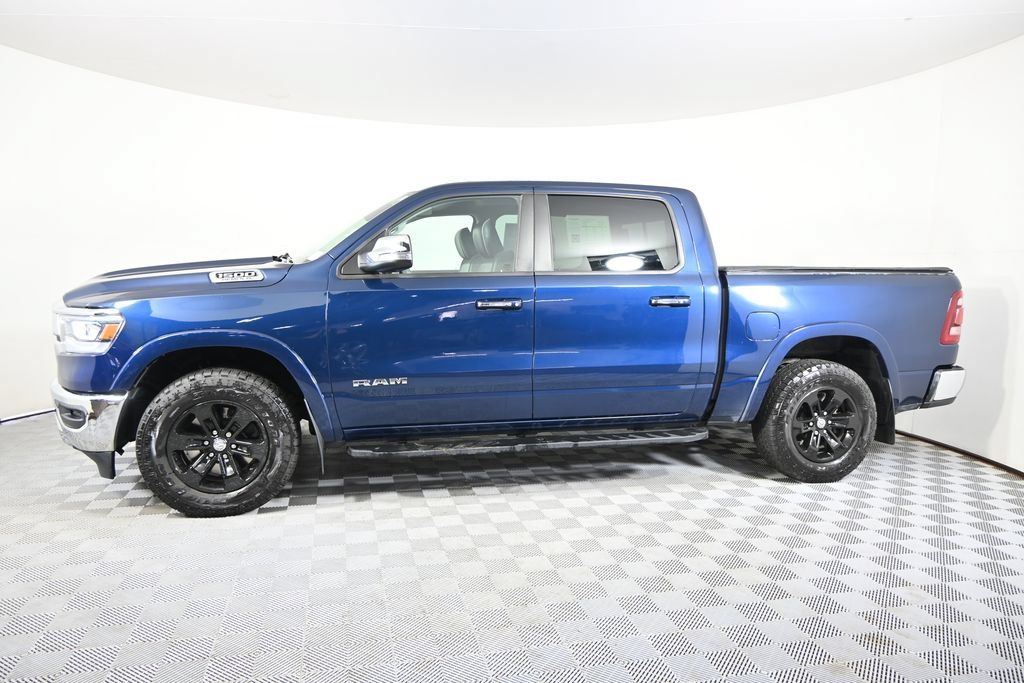 Used 2022 RAM 1500 Laramie AWD/4WD image 2