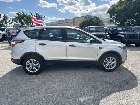 Used 2018 Ford Escape S image 18