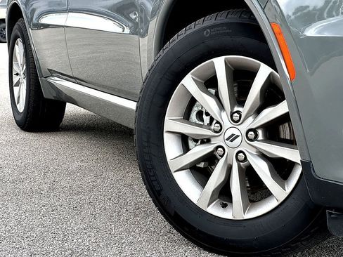 Used 2025 Dodge Durango GT RWD image 2