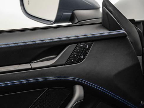 Used 2025 Porsche 911 Carrera T image 83