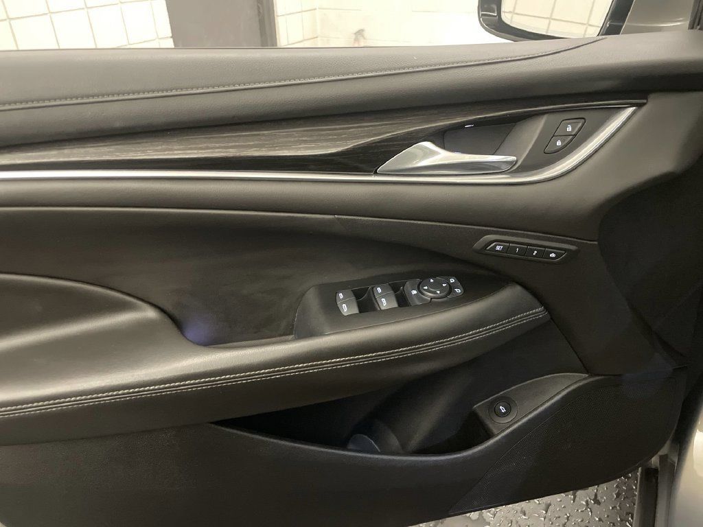 Used 2017 Buick LaCrosse Essence w/ Sun and Shade Package FWD image 15