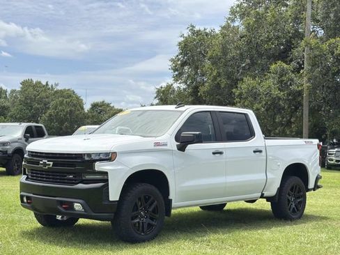 Used 2022 Chevrolet Silverado 1500 LT Trail Boss w/ Bed Protection Package AWD/4WD image 13