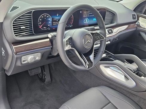 New 2026 Mercedes-Benz GLE 450 4MATIC image 3
