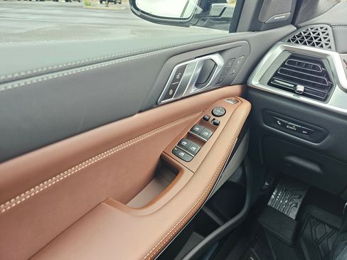 New 2026 BMW X5 xDrive40i w/ Executive Package image 59