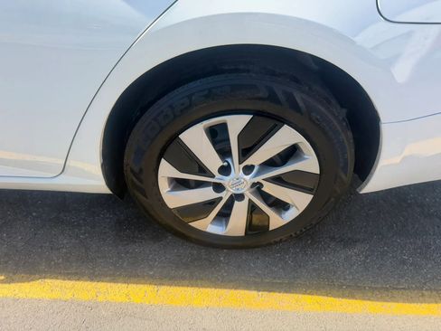 Used 2020 Nissan Altima 2.5 S FWD image 9