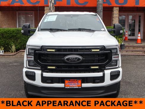 Used 2022 Ford F350 Lariat w/ Black Appearance Package image 3
