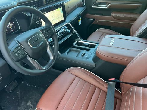 New 2026 GMC Sierra 3500 Denali Ultimate AWD/4WD image 7