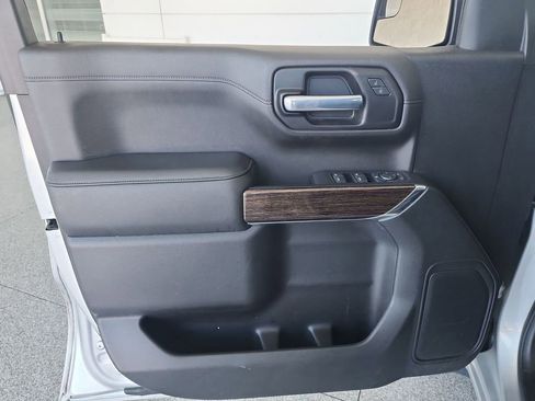 Certified 2020 GMC Sierra 1500 SLE w/ SLE Value Package image 21