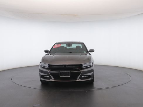 Used 2018 Dodge Charger GT image 38