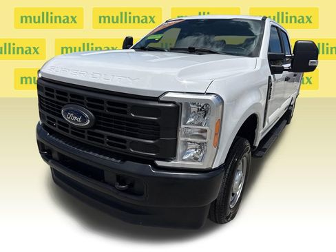 Used 2023 Ford F250 XL AWD/4WD image 9