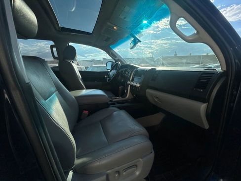 Used 2010 Toyota Tundra Limited image 43