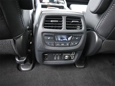 Used 2022 Honda Pilot Touring image 37