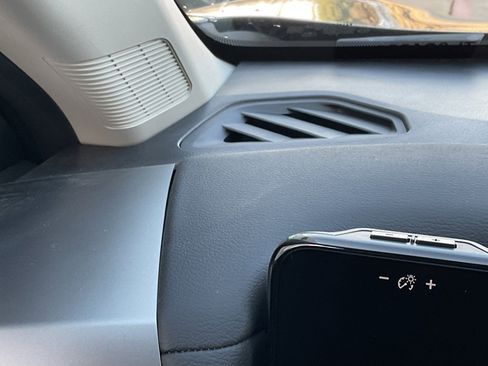 New 2026 Nissan Kicks S image 26