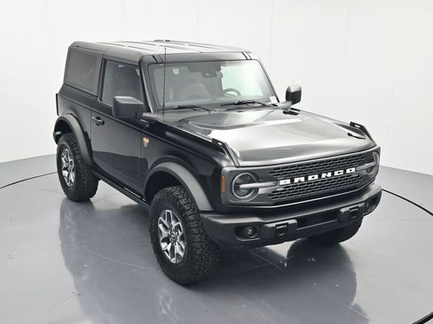 Certified 2025 Ford Bronco Badlands AWD/4WD image 27
