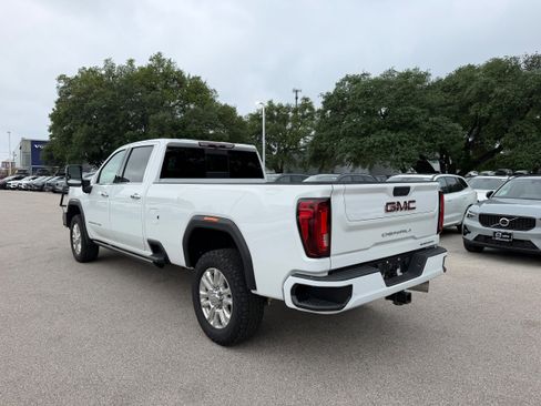 Used 2022 GMC Sierra 2500 Denali AWD/4WD image 4