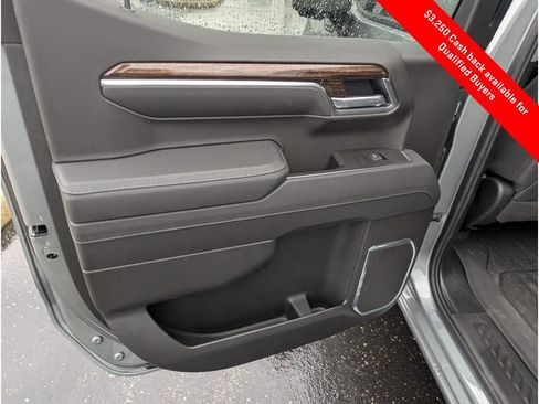 New 2026 GMC Sierra 1500 Elevation image 13
