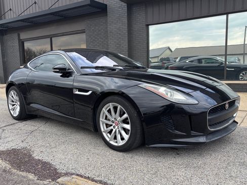 Used 2017 Jaguar F-TYPE Coupe image 3
