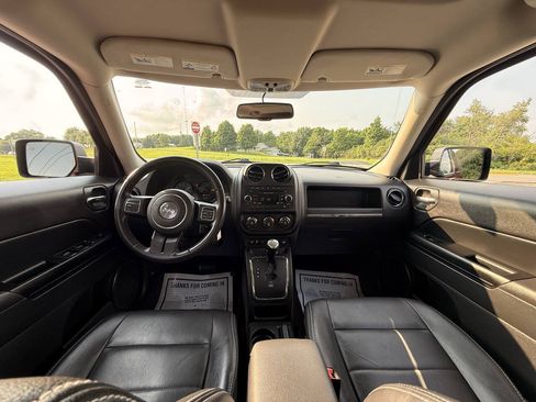 Used 2015 Jeep Patriot High Altitude AWD/4WD image 22