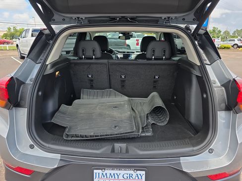 Used 2023 Buick Encore GX Essence w/ Experience Buick Package AWD/4WD image 13