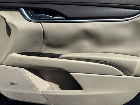 Used 2013 Cadillac XTS 4dr Sdn FWD image 13