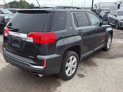 Used 2017 GMC Terrain SLE w/ Driver Alert Package I AWD/4WD image 4