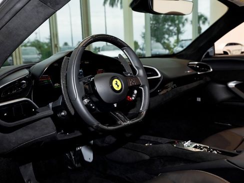 Used 2024 Ferrari 296 GTS image 32