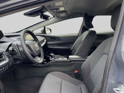 Certified 2023 Toyota Prius LE image 17