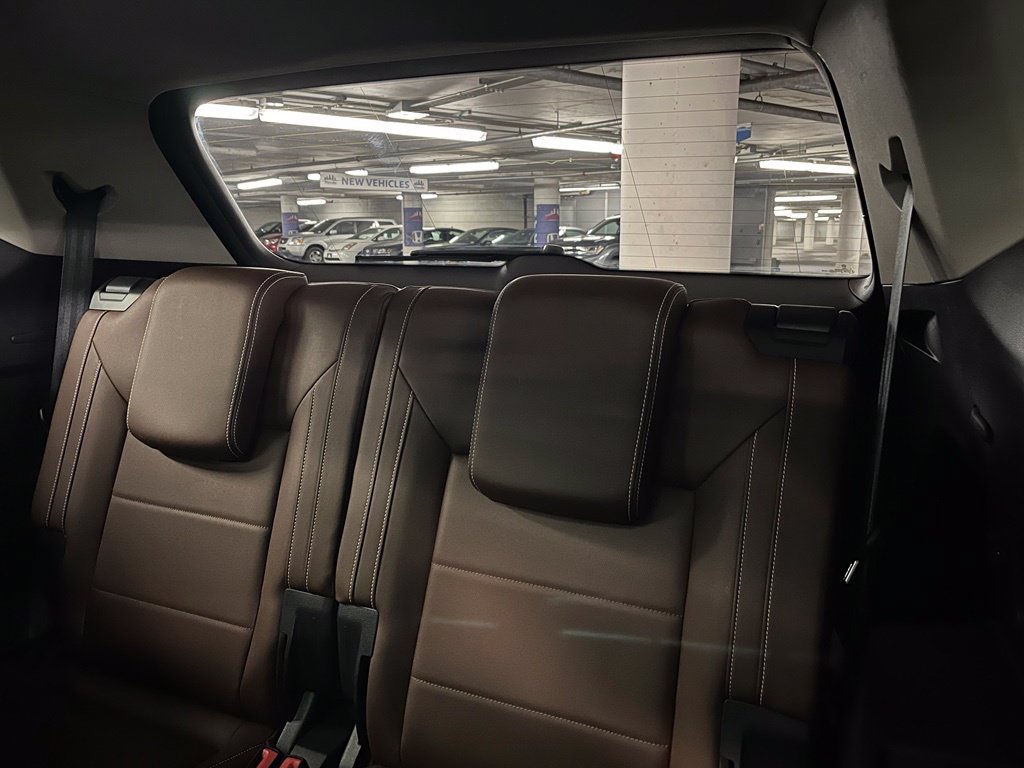 Used 2023 Volkswagen Atlas SE w/ Panoramic Sunroof Package AWD/4WD image 24