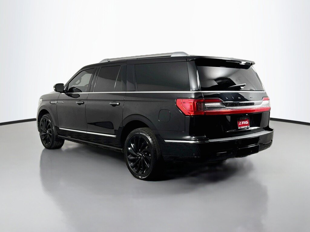 Used 2020 Lincoln Navigator L Reserve w/ Equipment Group 208A Reserve AWD/4WD image 3