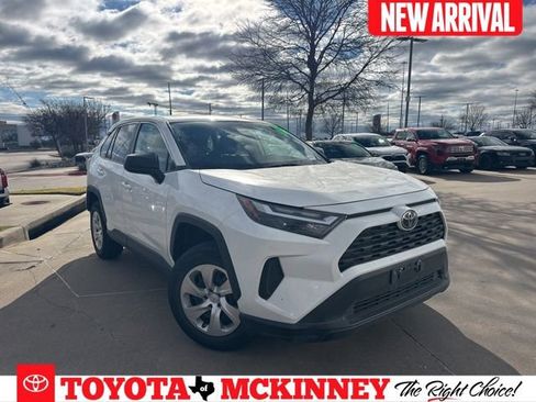 Used 2023 Toyota RAV4 LE image 1