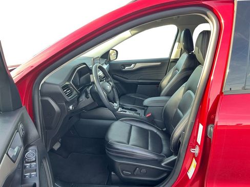 Used 2021 Ford Escape SEL w/ Technology Package image 14