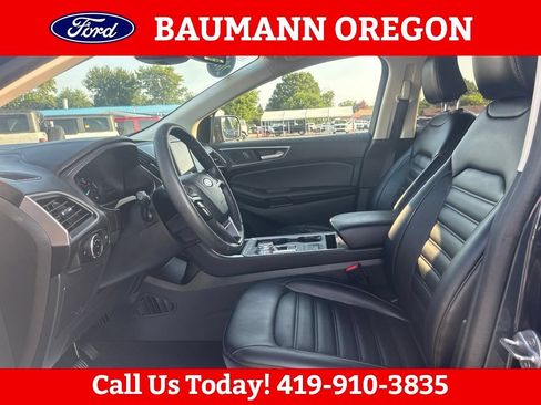 Used 2024 Ford Edge SEL AWD/4WD image 16