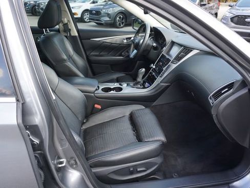 Used 2019 INFINITI Q50 Signature Edition AWD/4WD image 3