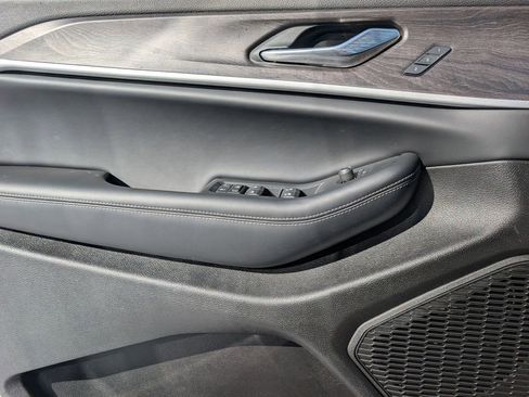 Used 2025 Jeep Grand Cherokee L Limited image 14