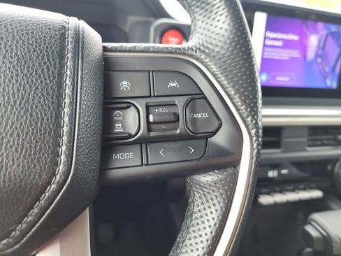 Used 2024 Toyota Tacoma TRD Off-Road image 18