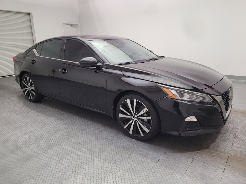Used 2022 Nissan Altima 2.5 SR FWD image 11