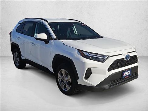 Used 2024 Toyota RAV4 XLE image 3