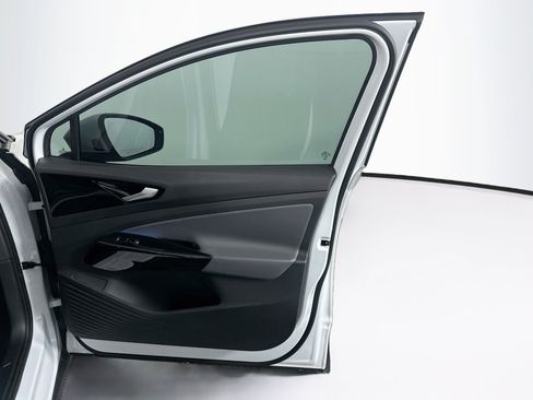 Used 2022 Volkswagen ID.4 Pro S RWD image 34