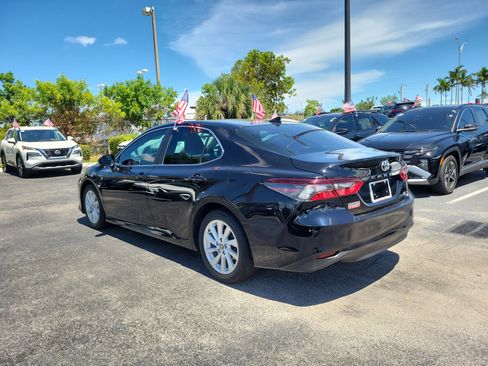 Used 2024 Toyota Camry LE w/ Convenience Package FWD image 8