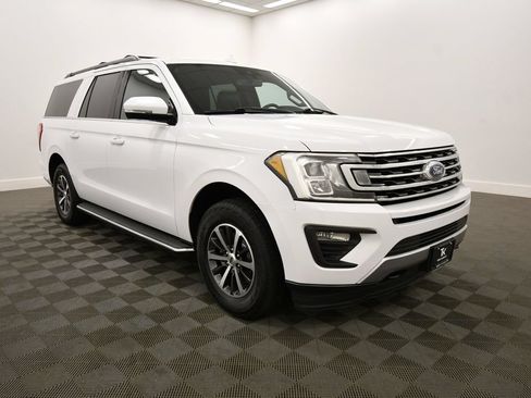 Used 2018 Ford Expedition Max XLT w/ Equipment Group 202A AWD/4WD image 10