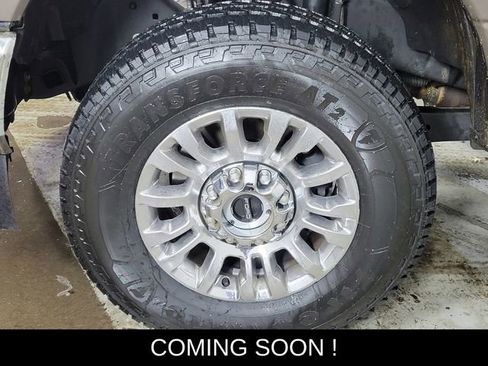 Certified 2022 Ford F250 XLT w/ XLT Premium Package image 10