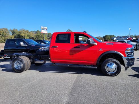 New 2026 RAM 3500 Tradesman image 9