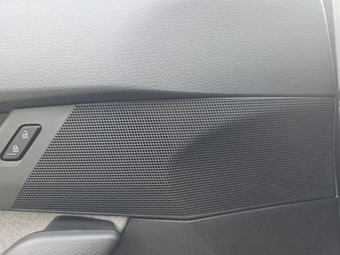 Used 2022 MAZDA MX-30 Electric w/ Premium Package image 39